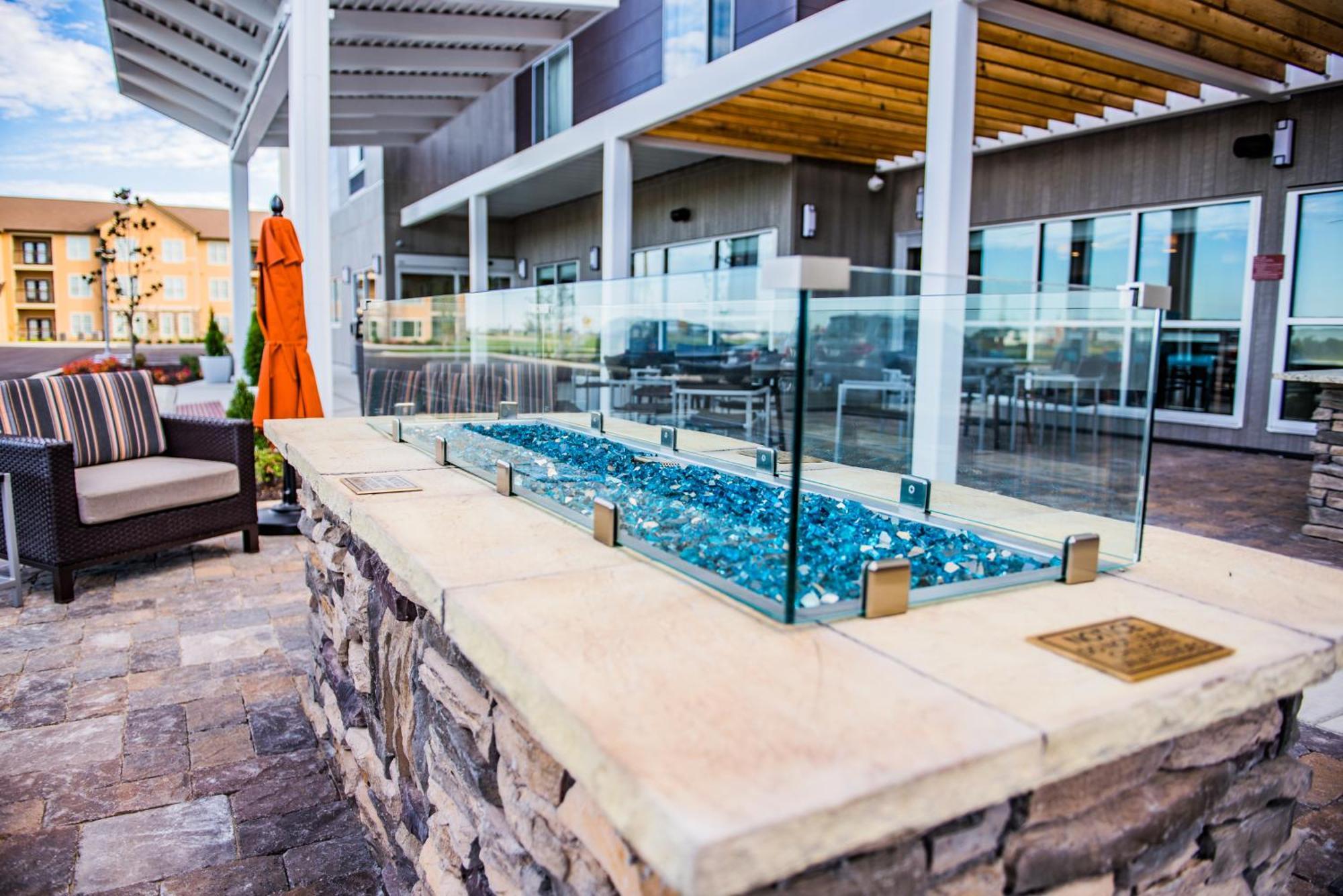 Towneplace Suites By Marriott Evansville Newburgh Exterior foto